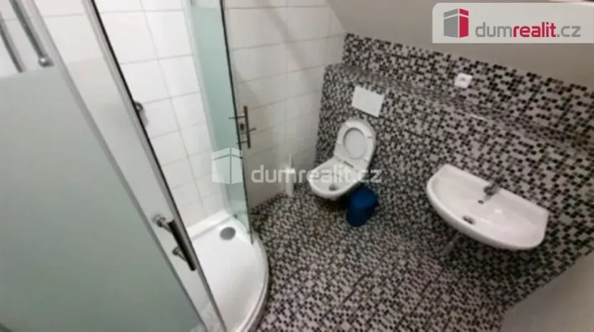 Pronájem bytu 1+kk, Praha - Hostavice, Pilská, 18 m2