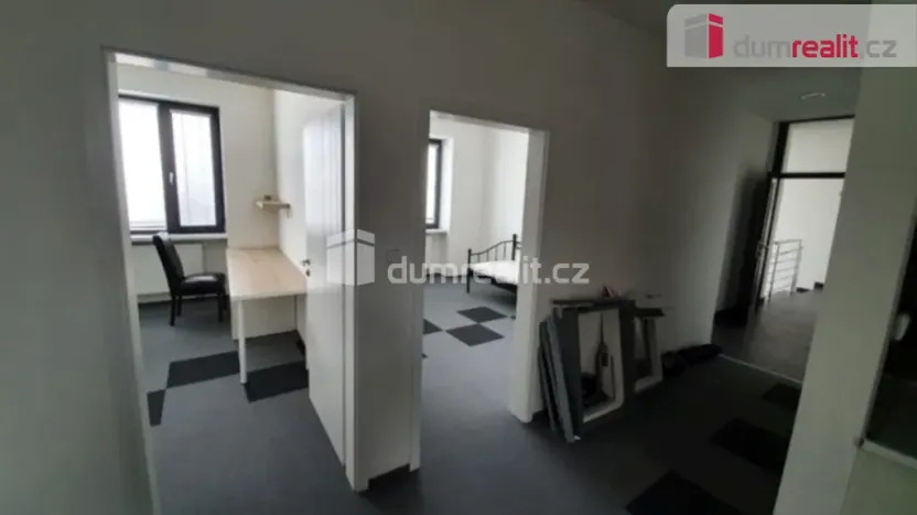 Pronájem bytu 1+kk, Praha - Hostavice, Pilská, 18 m2