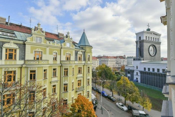 Pronájem bytu 2+kk, Praha - Vinohrady, náměstí Jiřího z Poděbrad, 56 m2