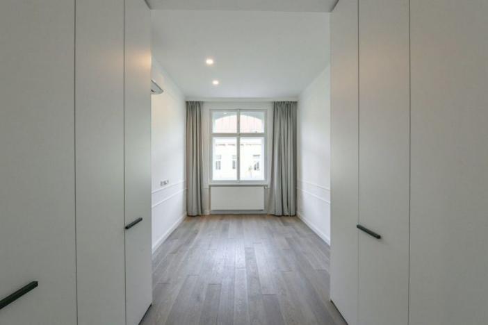 Pronájem bytu 2+kk, Praha - Vinohrady, náměstí Jiřího z Poděbrad, 56 m2