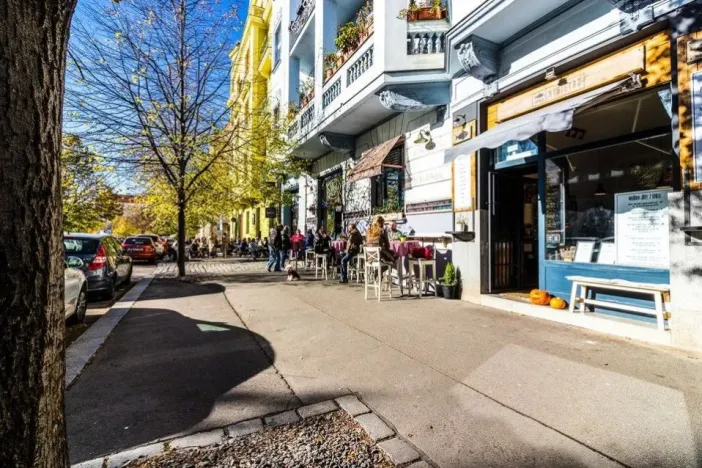 Pronájem bytu 2+kk, Praha - Vinohrady, náměstí Jiřího z Poděbrad, 56 m2