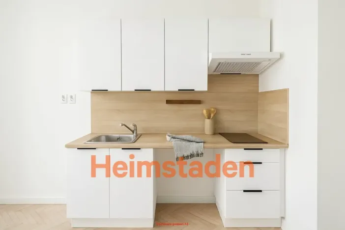 Pronájem bytu 1+kk, Havířov - Město, Hlavní třída, 21 m2