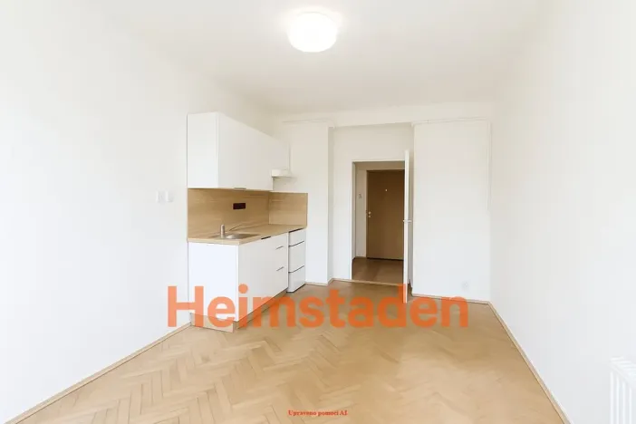 Pronájem bytu 1+kk, Havířov - Město, Hlavní třída, 21 m2