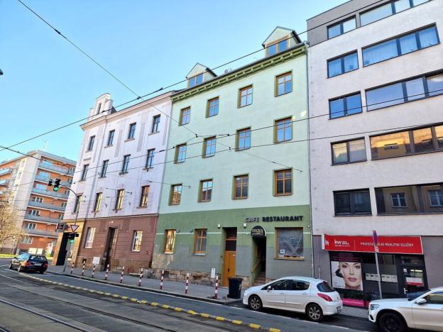 Prodej obchodního prostoru, Plzeň, Sladkovského, 156 m2