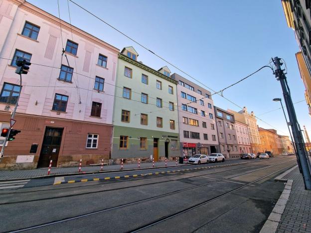 Prodej obchodního prostoru, Plzeň, Sladkovského, 156 m2