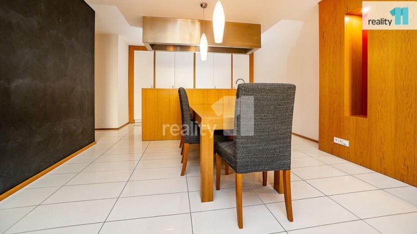 Pronájem bytu 2+kk, Praha - Nové Město, Senovážné náměstí, 104 m2