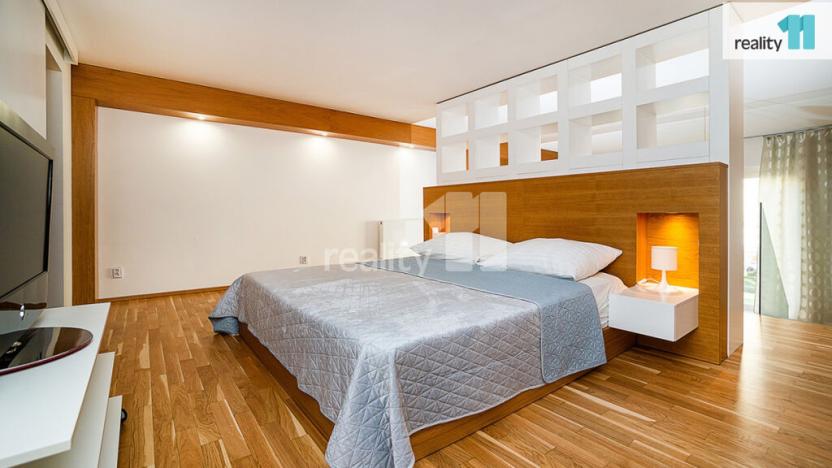 Pronájem bytu 2+kk, Praha - Nové Město, Senovážné náměstí, 104 m2