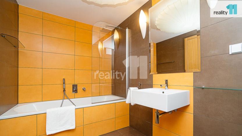 Pronájem bytu 2+kk, Praha - Nové Město, Senovážné náměstí, 104 m2