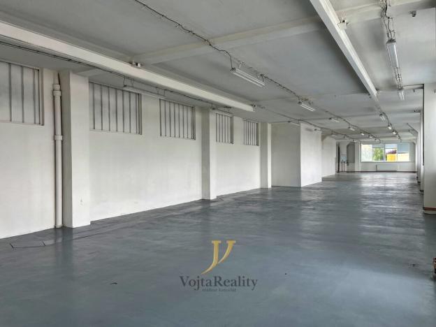 Pronájem skladu, Olomouc - Lazce, Lazecká, 400 m2