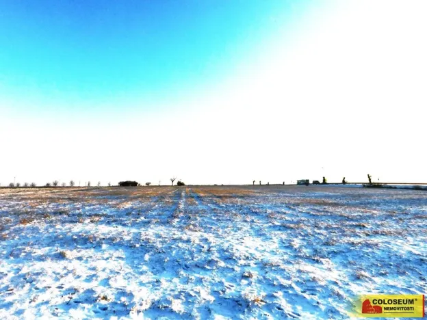 Prodej pozemku pro komerční výstavbu, Znojmo, 22332 m2