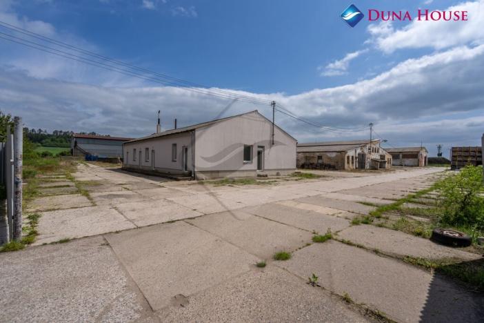 Prodej komerčního pozemku, Nedomice, 22700 m2