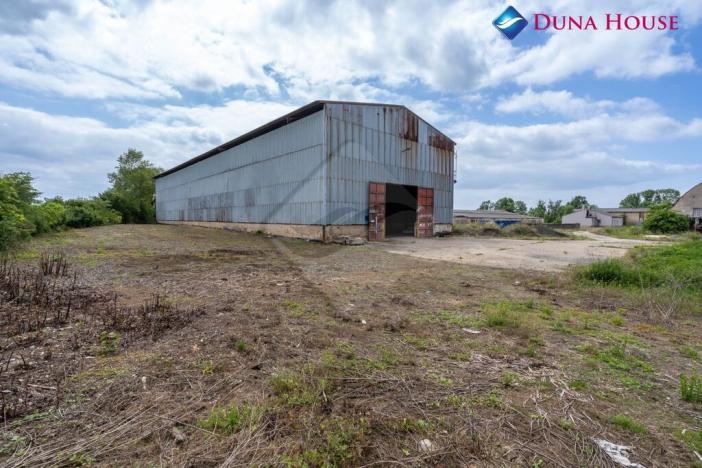 Prodej obchodního prostoru, Nedomice, 22700 m2