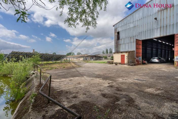 Prodej obchodního prostoru, Nedomice, 22700 m2