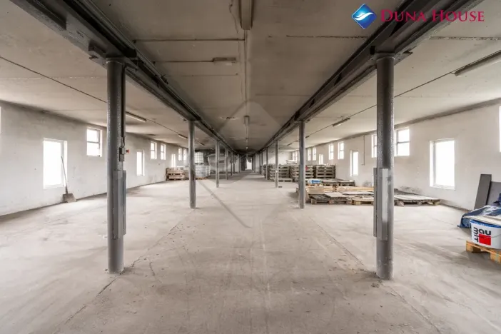 Prodej obchodního prostoru, Nedomice, 22700 m2