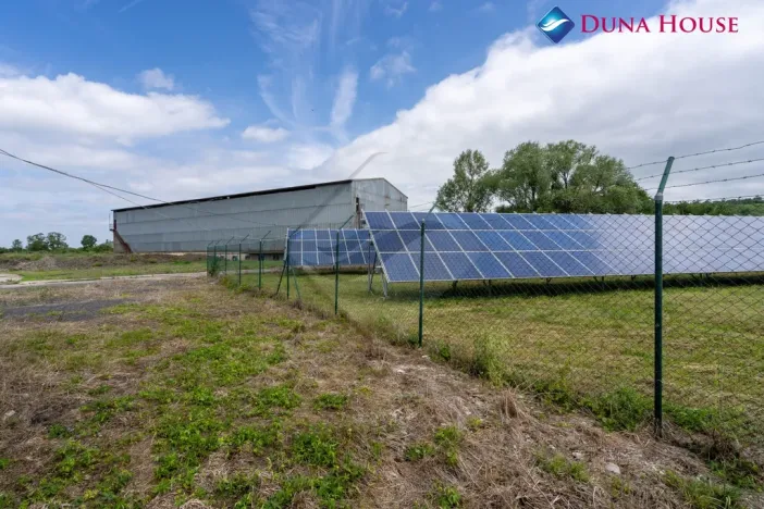 Prodej obchodního prostoru, Nedomice, 22700 m2