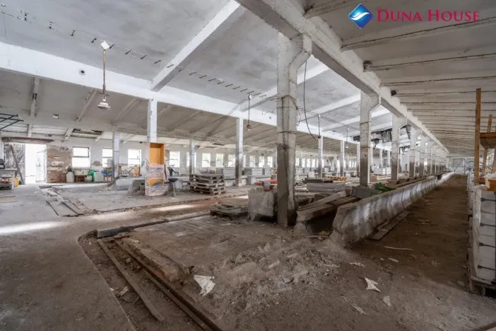 Prodej obchodního prostoru, Nedomice, 22700 m2