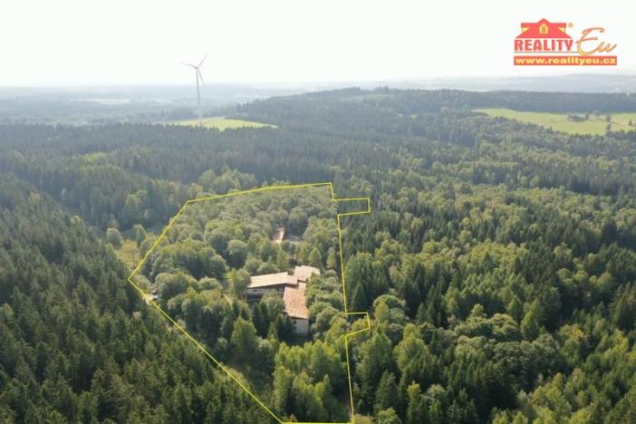 Prodej komerční nemovitosti, Krásná, 2731 m2