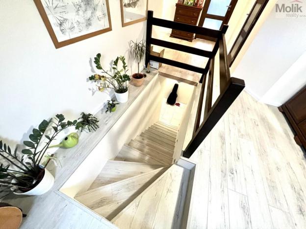 Prodej vícegeneračního domu, Žatec, Žižkovo náměstí, 200 m2