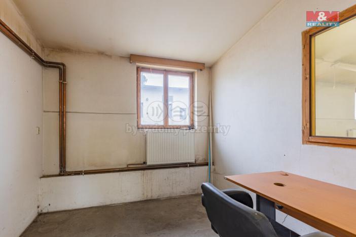 Prodej výrobních prostor, Strašín, 767 m2