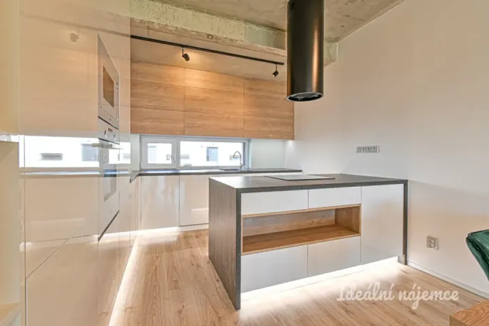 Pronájem bytu 4+kk, Olomouc - Hodolany, Mačákova, 118 m2