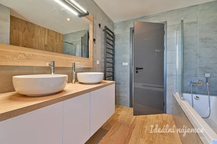 Pronájem bytu 4+kk, Olomouc - Hodolany, Mačákova, 118 m2