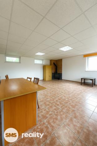 Prodej komerční nemovitosti, Krnov - Krásné Loučky, Krásné Loučky, 200 m2