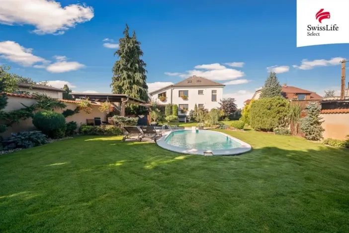 Prodej rodinného domu, Mikulovice, Švadlenkova, 300 m2