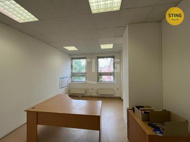 Pronájem kanceláře, Opava, Rybářská, 280 m2