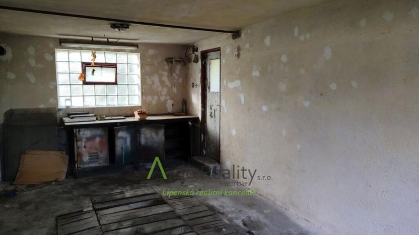 Prodej garáže, Větřní, 26 m2