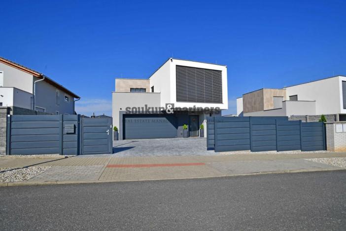 Prodej rodinného domu, Vysoký Újezd, V Hlinišťatech, 220 m2