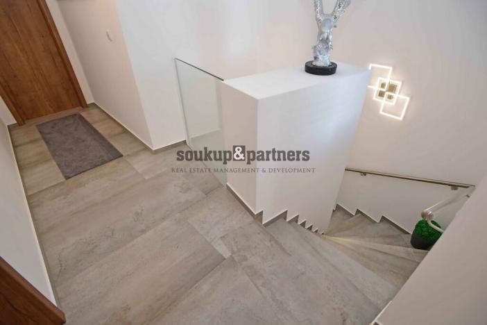 Prodej rodinného domu, Vysoký Újezd, V Hlinišťatech, 220 m2