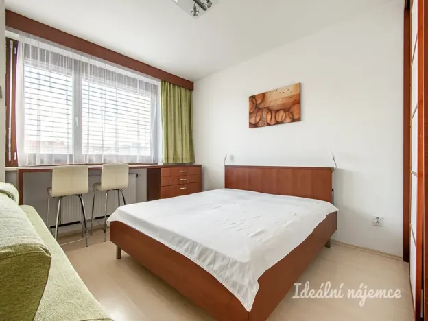 Pronájem bytu 1+1, Praha - Holešovice, U měšťanského pivovaru, 47 m2