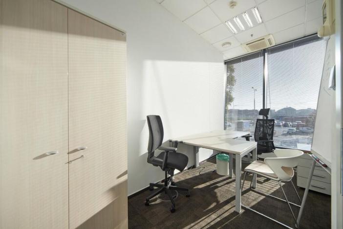 Pronájem kanceláře, Brno, Benešova, 192 m2