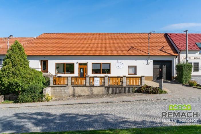 Prodej rodinného domu, Strání, nám. P. St. Spáčila, 500 m2