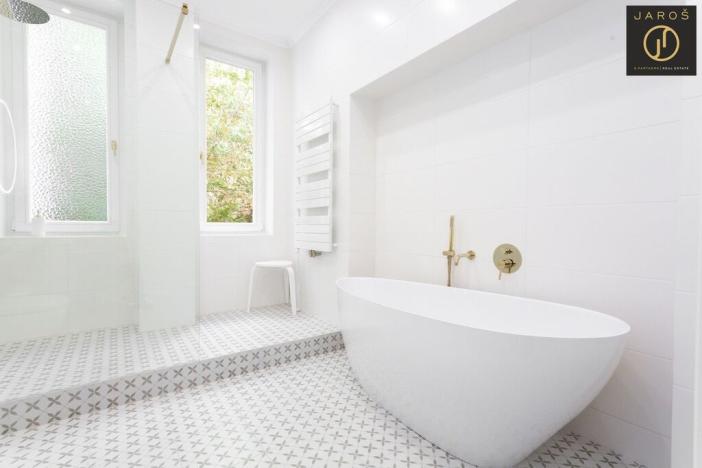 Prodej bytu 4+1, Karlovy Vary, Vřídelní, 127 m2