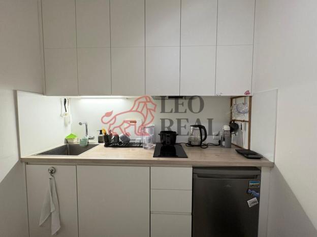 Pronájem bytu 1+kk, Praha - Vršovice, 28. pluku, 43 m2