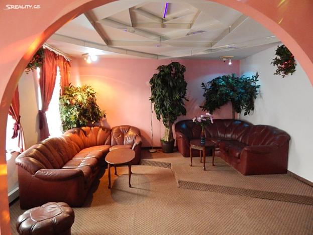 Prodej vícegeneračního domu, Kraslice, 400 m2