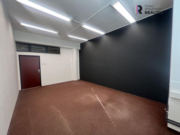 Pronájem kanceláře, Zlín, Kvítková, 37 m2