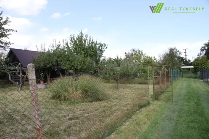 Prodej zahrady, Hodonín, Štěpnice, 400 m2