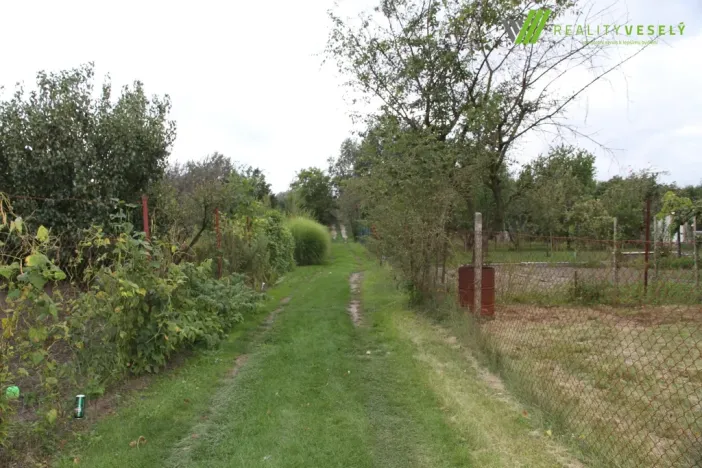 Prodej zahrady, Hodonín, Štěpnice, 400 m2