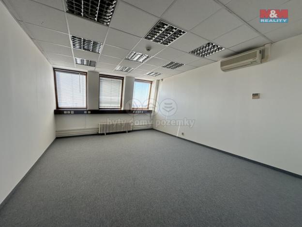 Pronájem kanceláře, Praha - Hloubětín, U Elektry, 220 m2