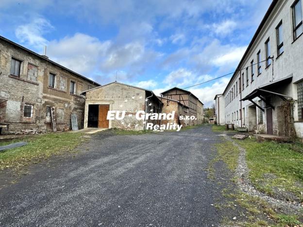 Prodej obchodního prostoru, Varnsdorf, Dvořákova, 3045 m2