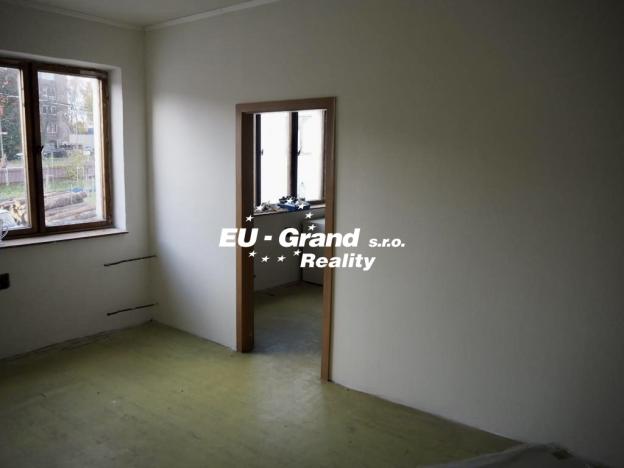 Prodej obchodního prostoru, Varnsdorf, Dvořákova, 3045 m2