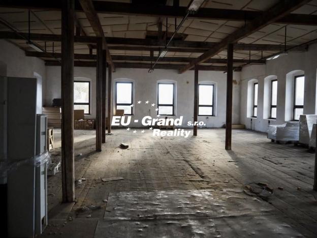 Prodej obchodního prostoru, Varnsdorf, Dvořákova, 3045 m2