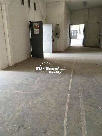 Prodej obchodního prostoru, Varnsdorf, Dvořákova, 3045 m2