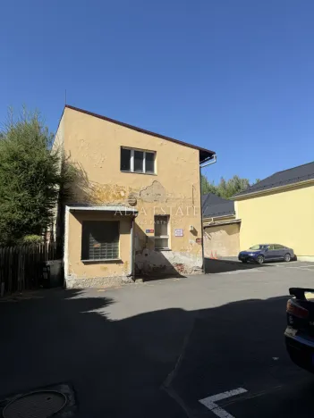 Prodej výrobních prostor, Karlovy Vary - Dvory, Chebská, 360 m2