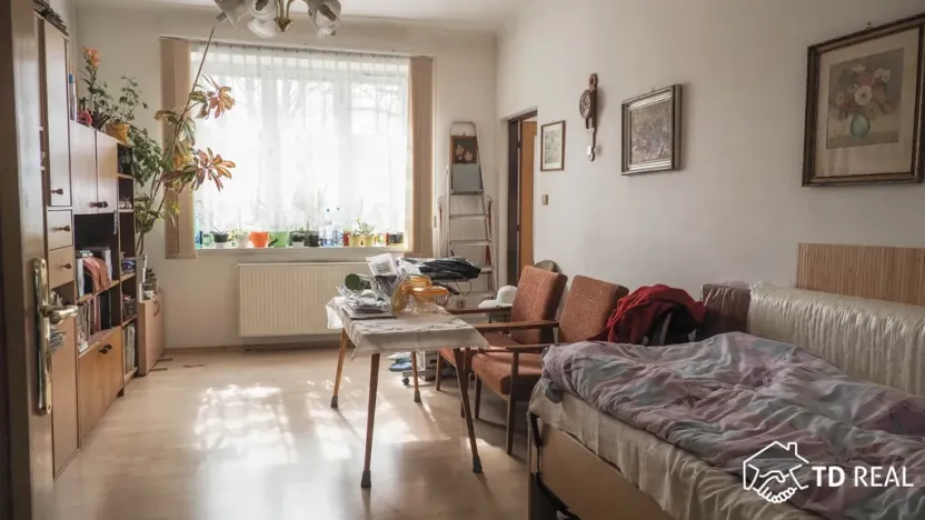 Prodej rodinného domu, Černá Hora, nám. Míru, 295 m2