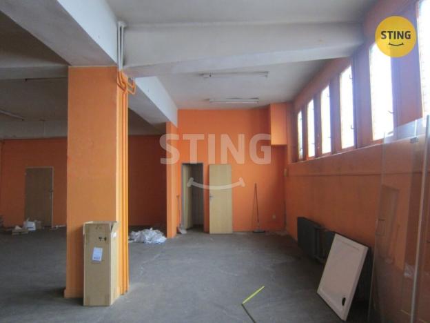 Pronájem skladu, Karviná, tř. Těreškovové, 153 m2