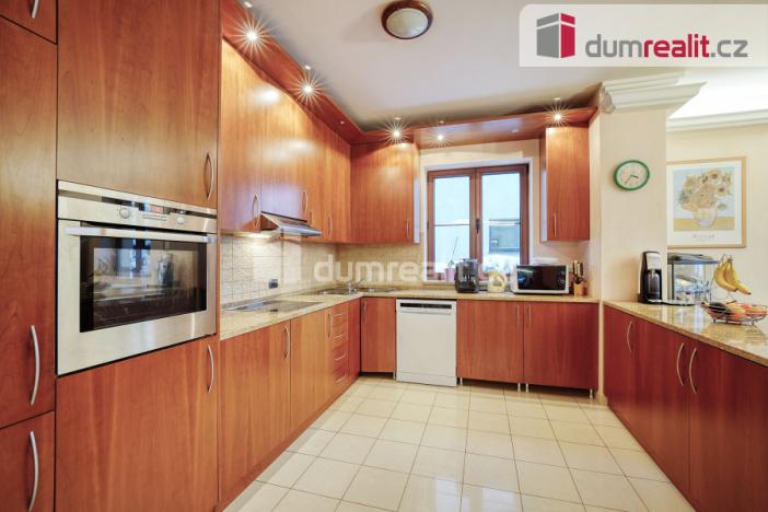 Prodej rodinného domu, Mariánské Lázně - Hamrníky, Na Vyhlídce, 440 m2