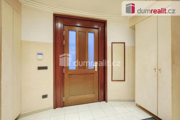 Prodej rodinného domu, Mariánské Lázně - Hamrníky, Na Vyhlídce, 440 m2